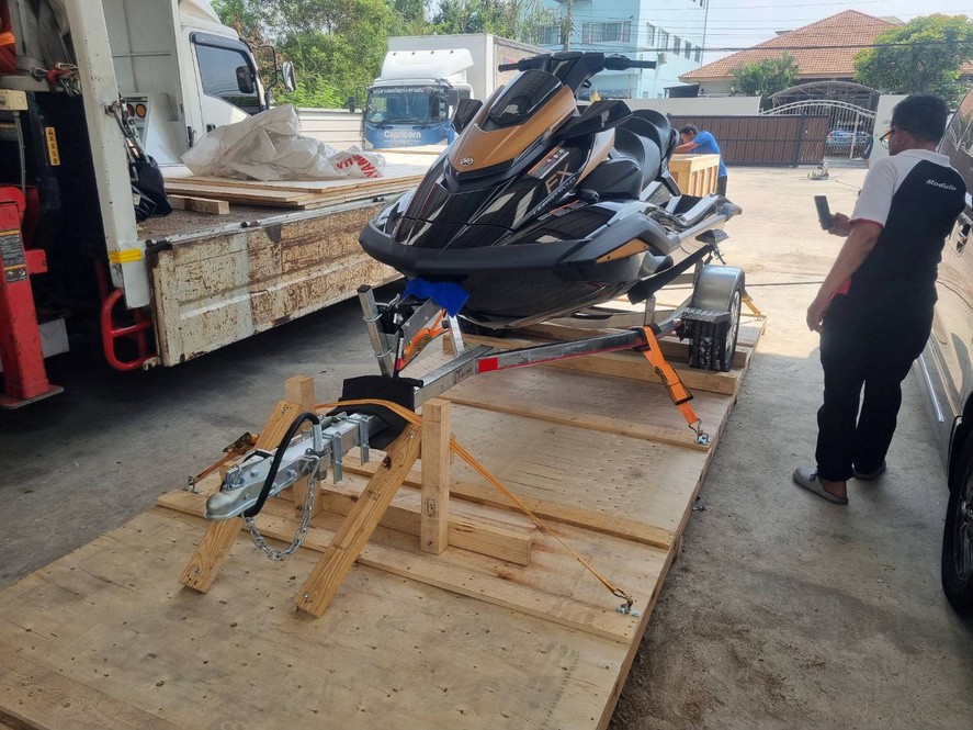 Packing & Lashing